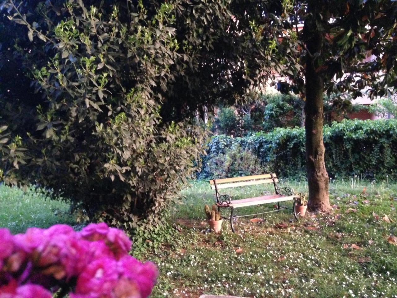 Bed and Breakfast Viamilano25 Mirandola Esterno foto