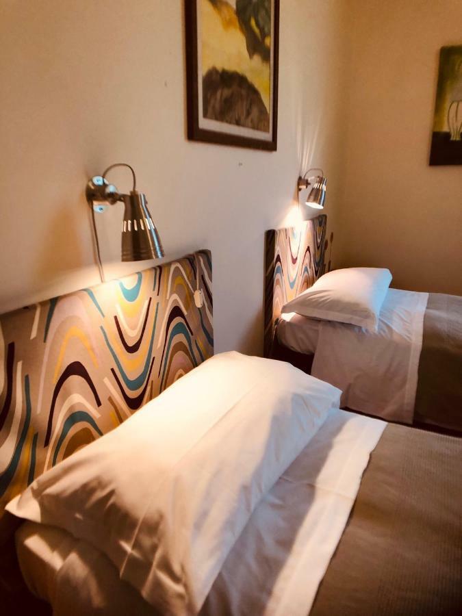 Bed and Breakfast Viamilano25 Mirandola Esterno foto